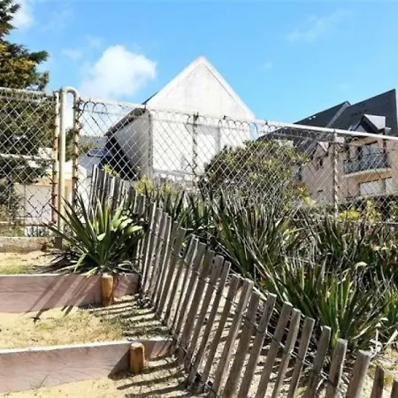 House Grande Maison Les Pieds Dans Le Sable Ferienhaus *